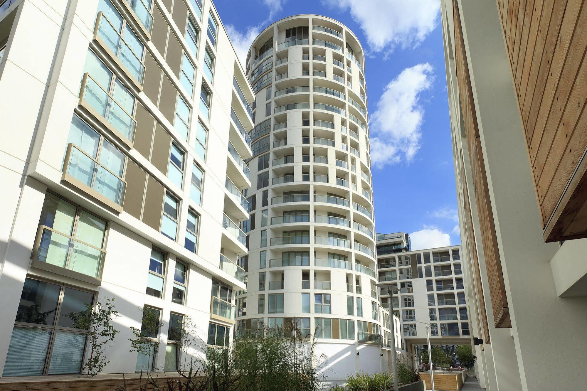 לונדון Saco Canary Wharf - Trinity Tower מראה חיצוני תמונה
