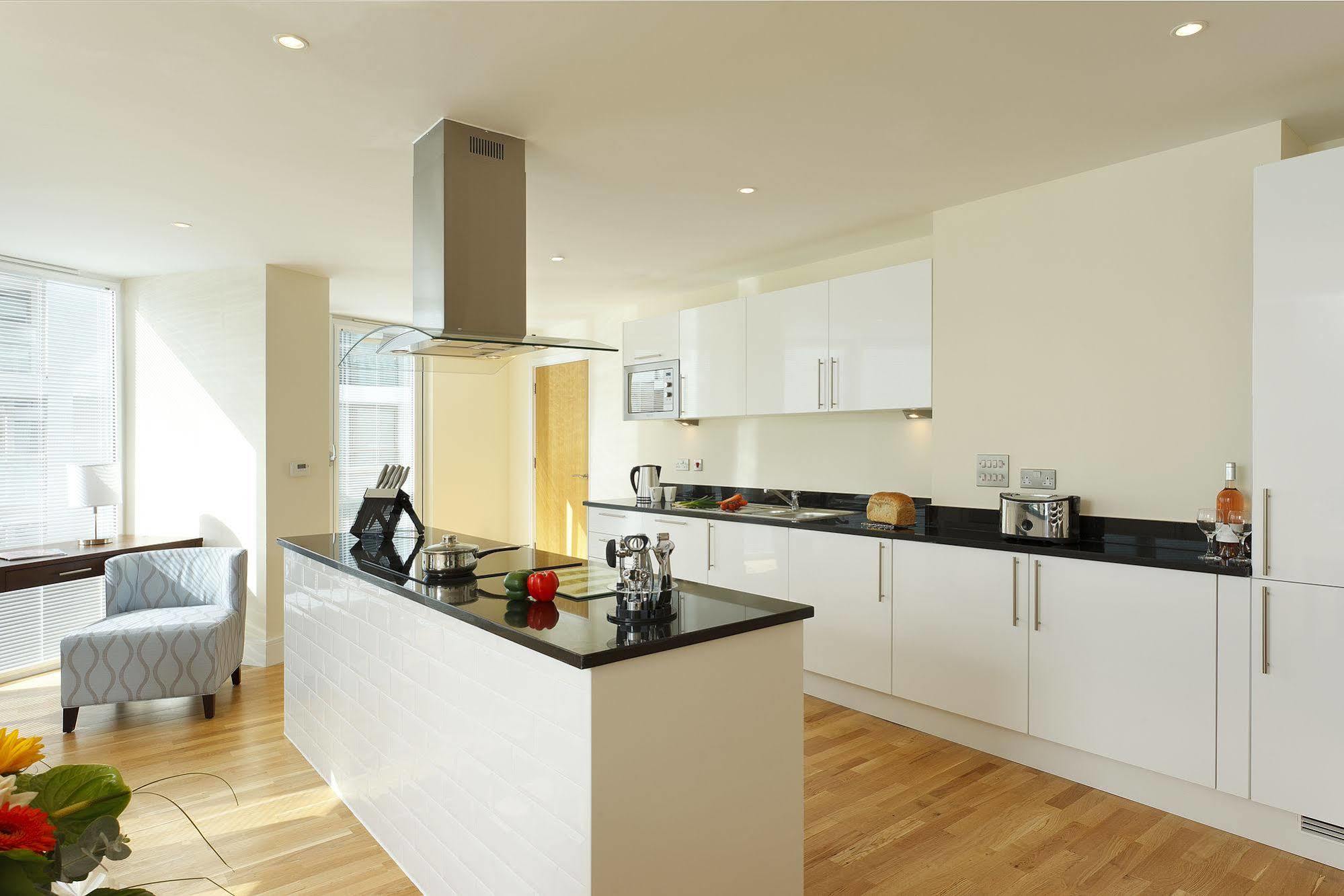 לונדון Saco Canary Wharf - Trinity Tower מראה חיצוני תמונה
